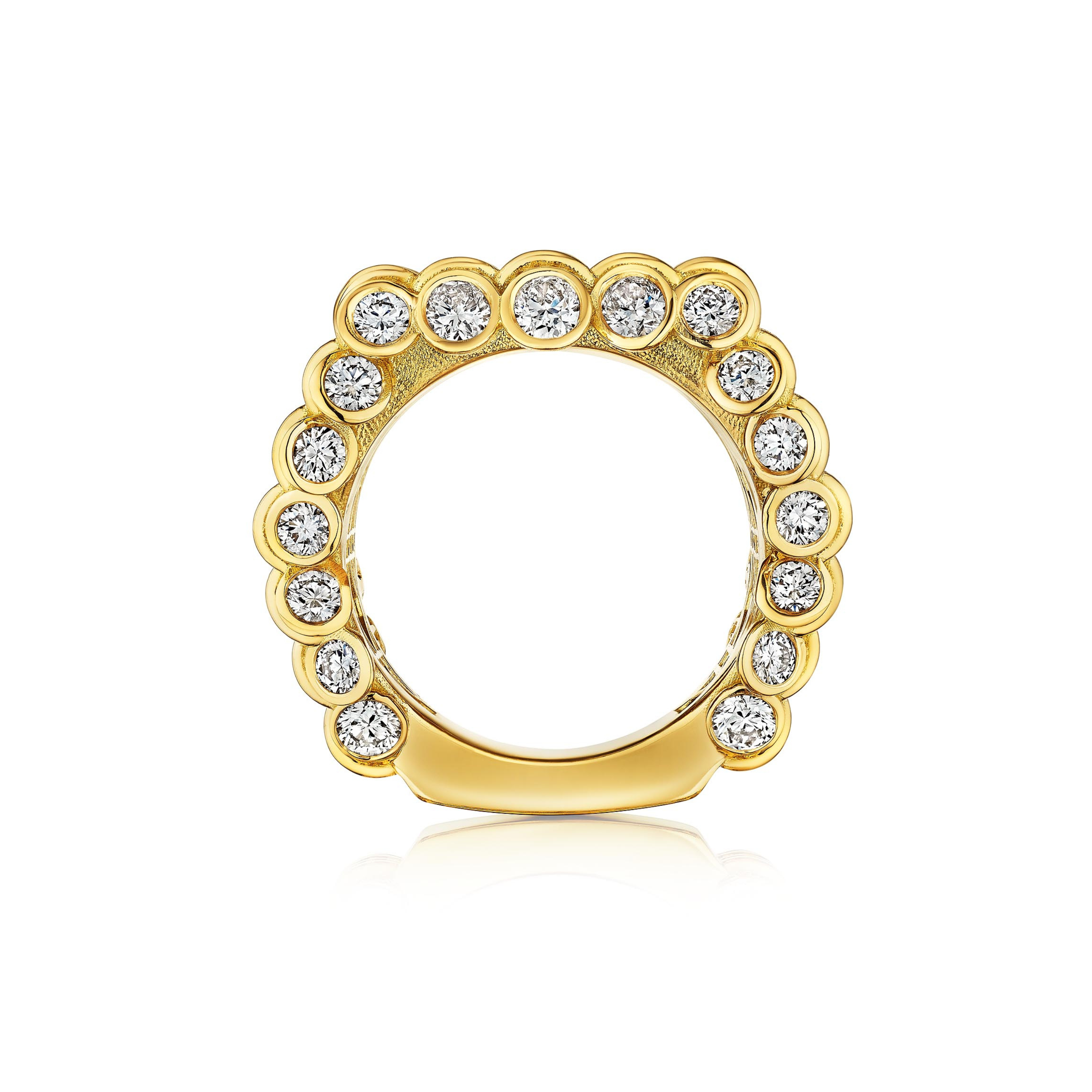 MoAnA LUU Eritaj Archive No.1 Fago Kann ring in 18K gold and diamonds, a sculptural interpretation of bundled cane forms rooted in Creole heritage.