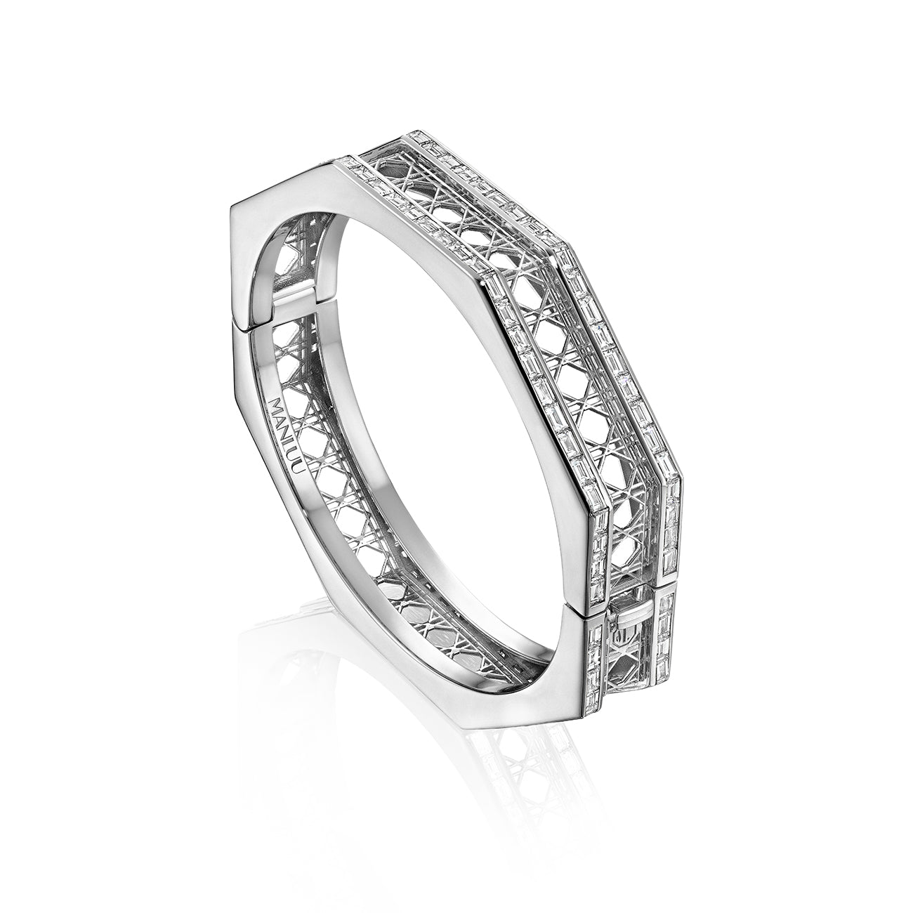 MoAnA LUU Doudou bracelet in 18K white gold, featuring geometric openwork with baguette diamonds inspired by Caribbean fish traps.