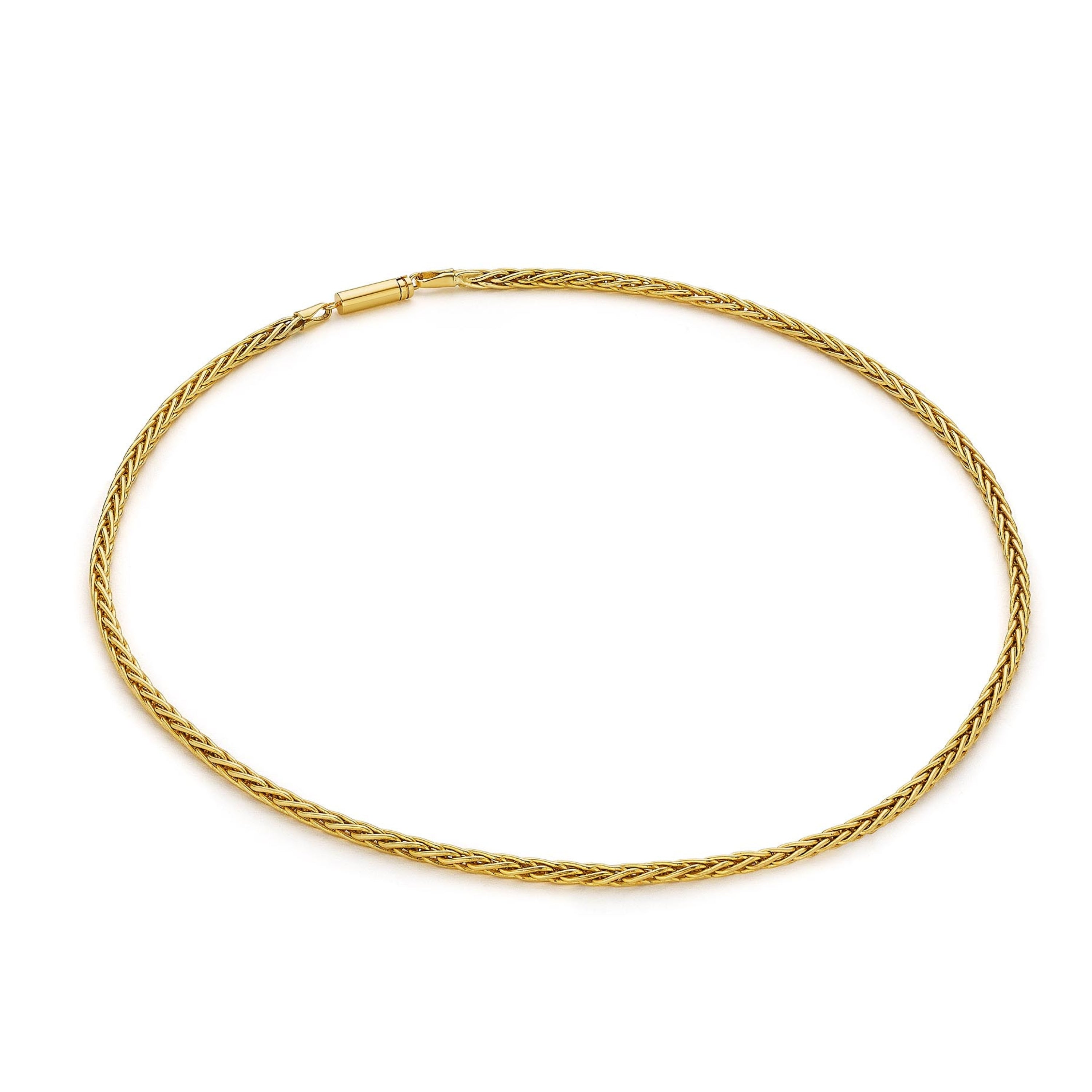 MoAnA LUU Foyal wheat chain in 18K yellow gold.