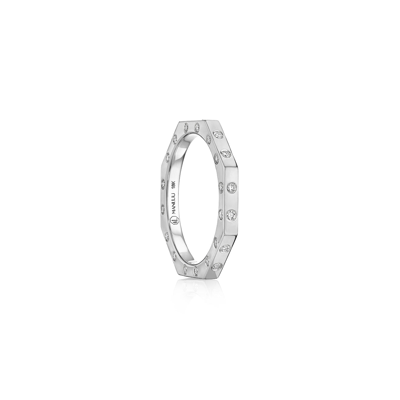 MoAnA LUU Ti ring in 18K white gold, featuring burnished diamonds on three sides and octogonal shape.