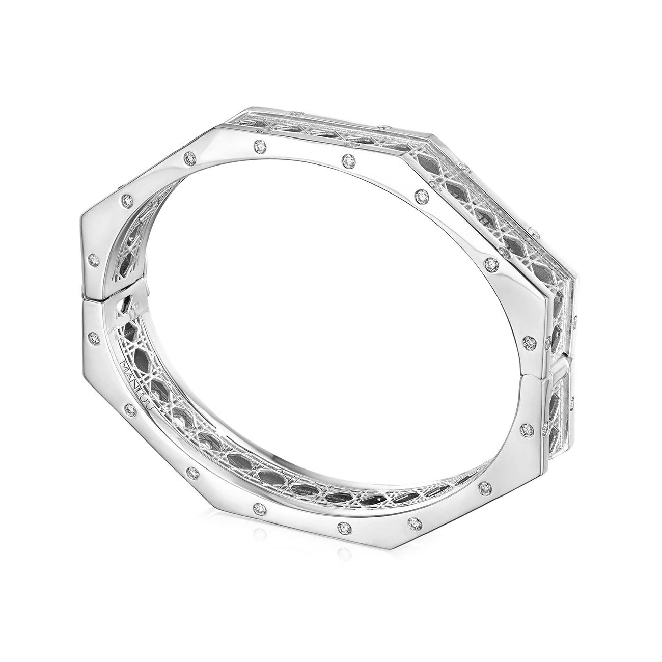 MoAnA LUU Doudou bracelet in 18K white gold, featuring geometric openwork with burnished diamonds inspired by Caribbean fish traps.