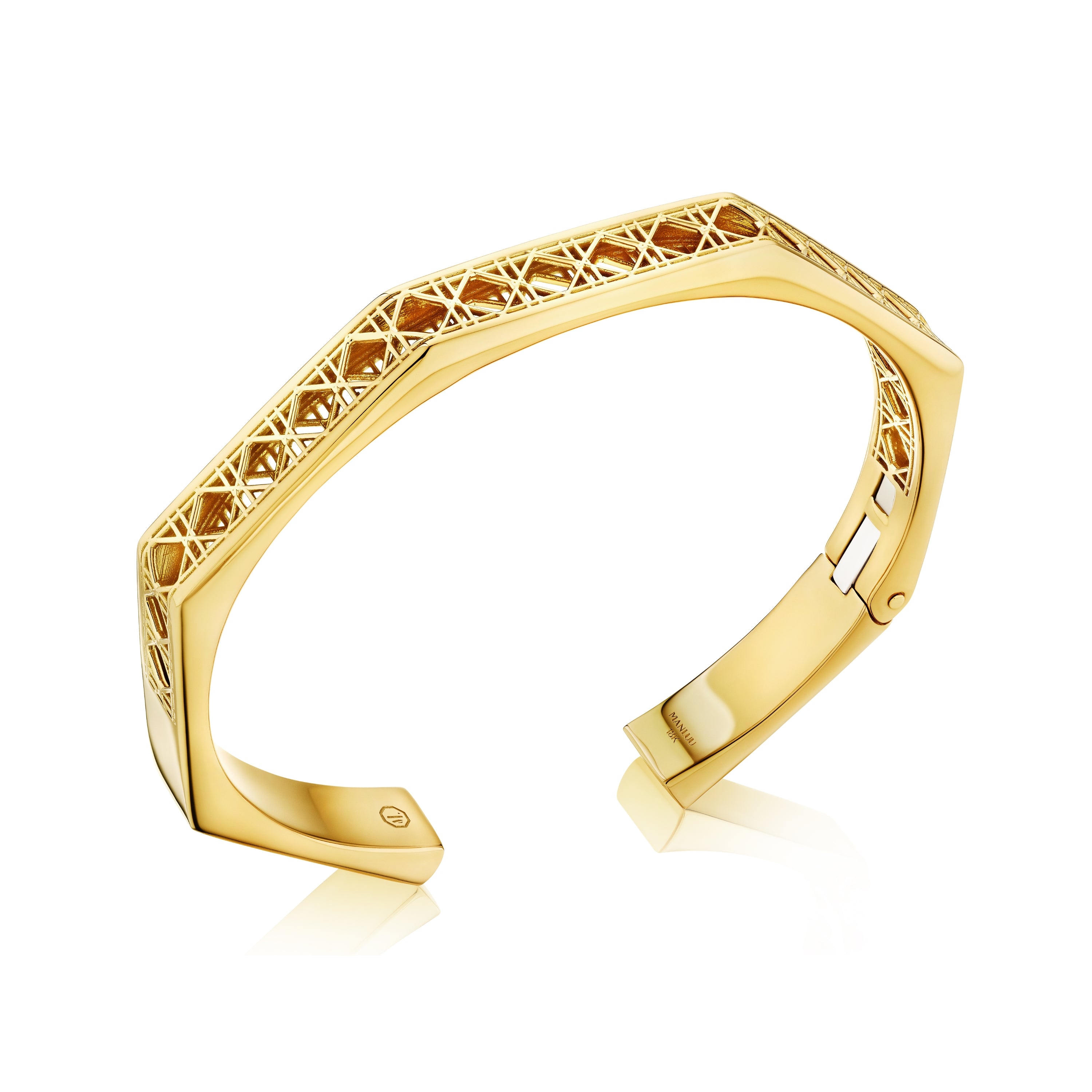 MoAnA LUU Doudou hinged bracelet in 18K yellow gold, featuring a cane-woven work inspired by traditional Caribbean fish traps, reflecting the house’s vision of Creole-inspired fine jewelry crafted in New York.