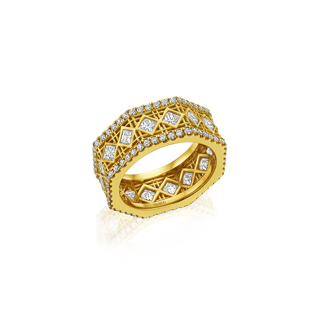 MoAnA LUU Doudou band ring in 18K yellow gold, featuring pavé and princess-cut diamonds in an intricate woven openwork design inspired by Caribbean fish traps.