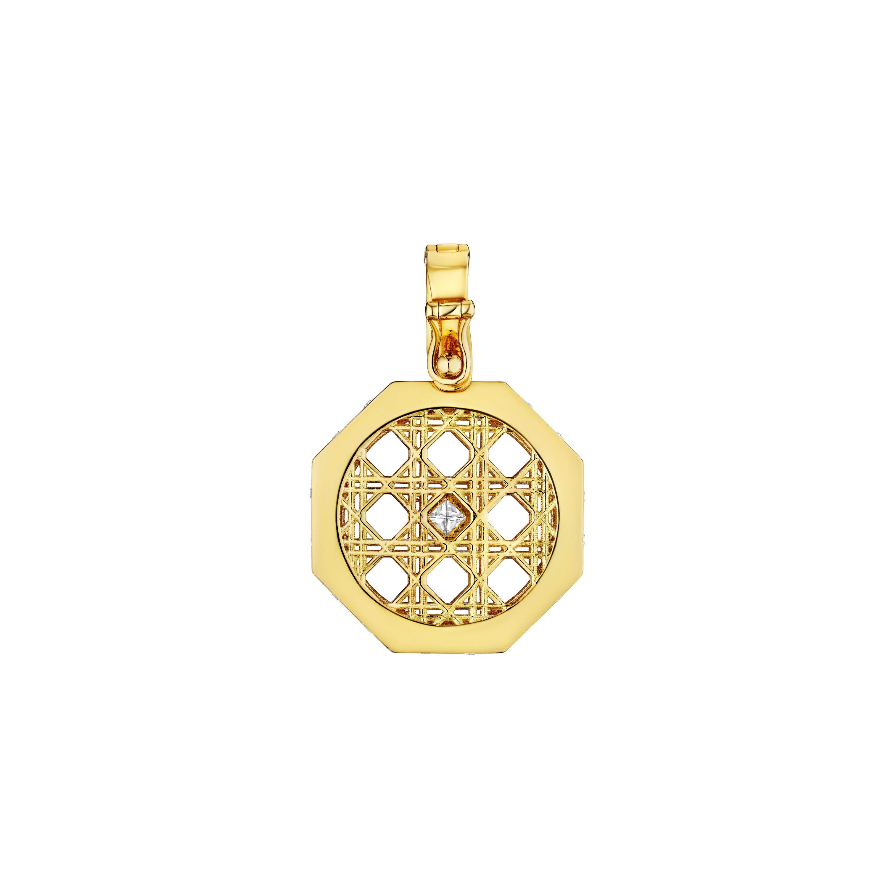 MoAnA LUU Doudou pendant with diamonds in 18K yellow gold, featuring cane-woven work inspired by traditional Caribbean fish traps, reflecting the house’s vision of Creole-inspired fine jewelry crafted in New York. Back view.
