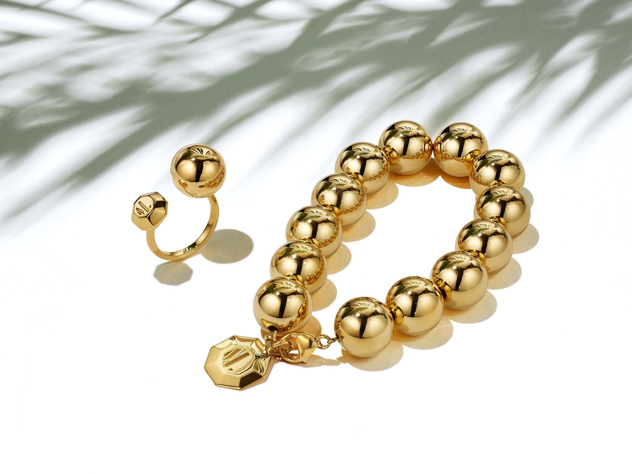MoAnA LUU ML open bead ring and beads bracelet in vermeil inspired by Creole jewelry. 